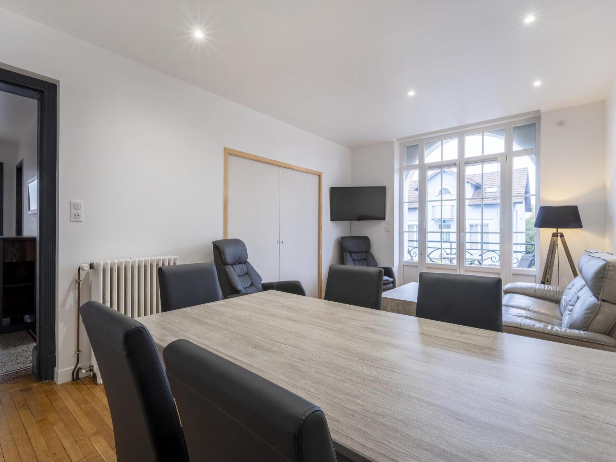 Apartment Louis Quartier Des Lilas